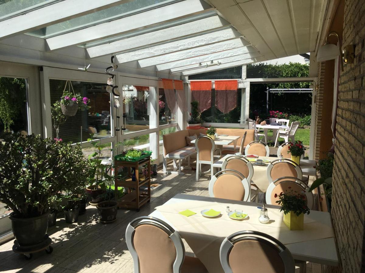 Gaestehaus Sonntag Bad Oeynhausen Bagian luar foto